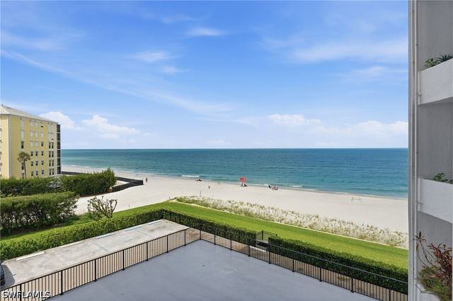 3951 Gulf Shore BLVD N 302, Naples, FL 34103