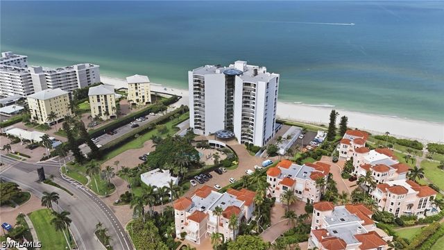 3951 Gulf Shore BLVD N 302, Naples, FL 34103