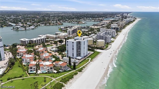 3951 Gulf Shore BLVD N 302, Naples, FL 34103