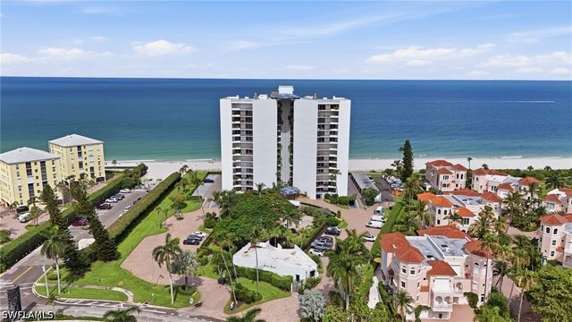 3951 Gulf Shore BLVD N 302, Naples, FL 34103