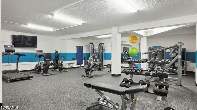 3951 Gulf Shore BLVD N 302, Naples, FL 34103