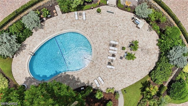 3951 Gulf Shore BLVD N 302, Naples, FL 34103