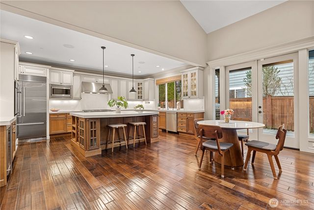 5422 106th Avenue NE, Kirkland, WA 98033