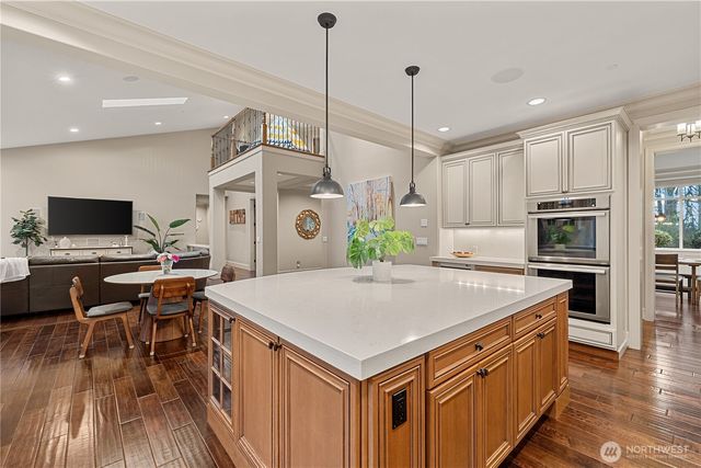 5422 106th Avenue NE, Kirkland, WA 98033