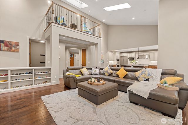 5422 106th Avenue NE, Kirkland, WA 98033