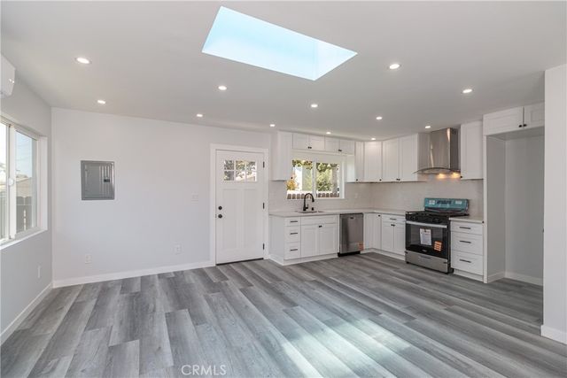 1458 W 49th, Los Angeles, CA 90062