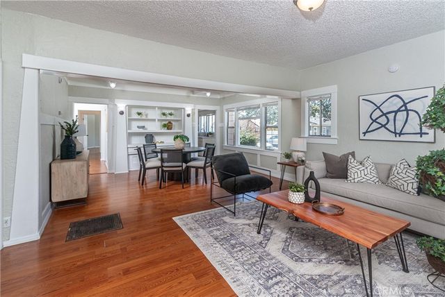 1458 W 49th, Los Angeles, CA 90062