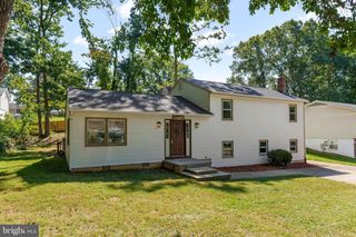 11827 RUTHERFORD DR, Fredericksburg, VA 22407