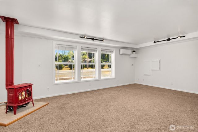 25120 SE 384th Street, Enumclaw, WA 98022