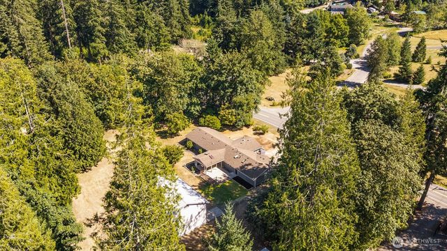 25120 SE 384th Street, Enumclaw, WA 98022