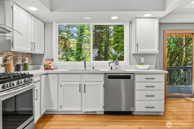 9123 NE 145th Street, Kirkland, WA 98034