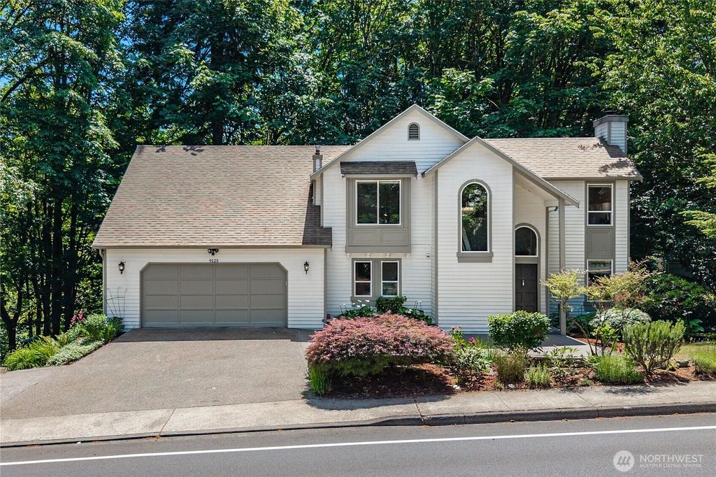 9123 NE 145th Street, Kirkland, WA 98034