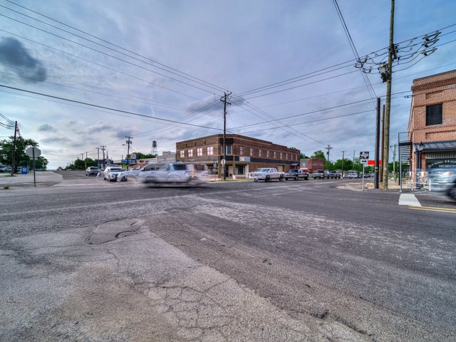 12530 Doyle Road, Krum, TX 76249