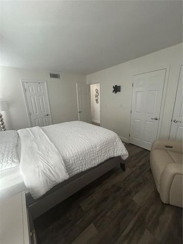 16119 COPPERFIELD DRIVE, Tampa, FL 33618