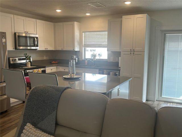 16119 COPPERFIELD DRIVE, Tampa, FL 33618