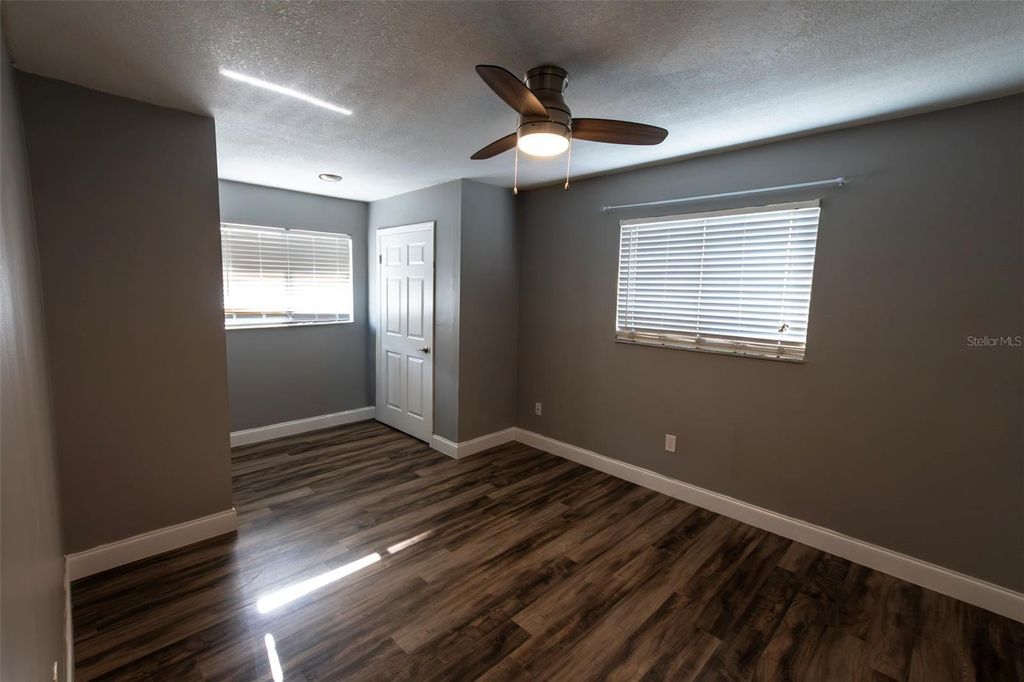 Image 10 of property listing at 16119 COPPERFIELD DRIVE, Tampa, FL 33618