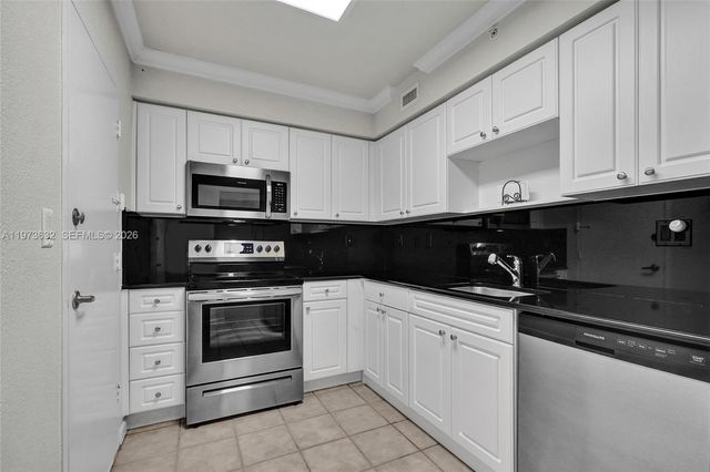 2501 S Ocean Dr 638, Hollywood, FL 33019