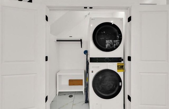 4404 Bond Street, Houston, TX 77026