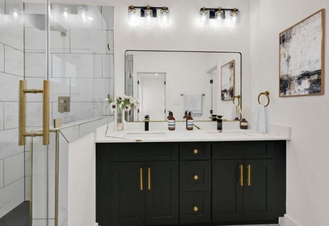 4404 Bond Street, Houston, TX 77026