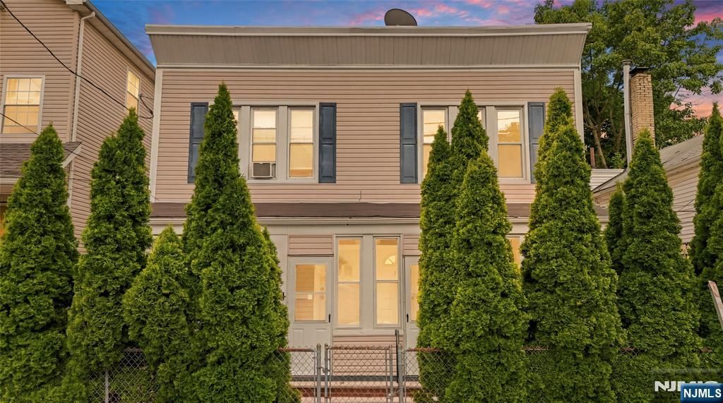 604 Forest Street, Orange, NJ 07050