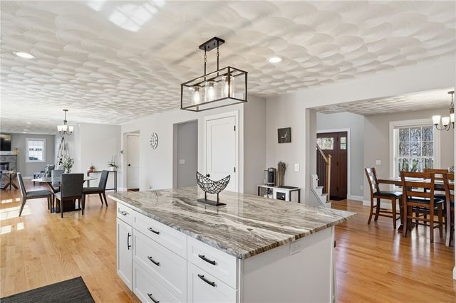 1268 Central Avenue, Johnston, RI 02919