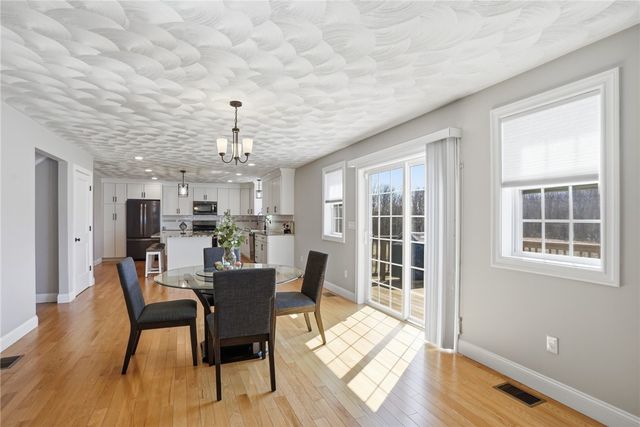 1268 Central Avenue, Johnston, RI 02919