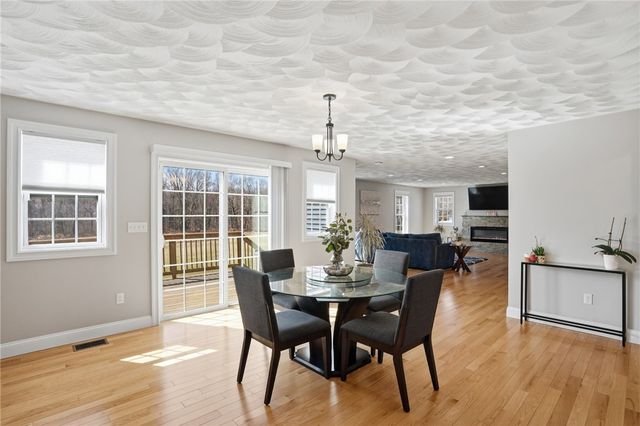 1268 Central Avenue, Johnston, RI 02919