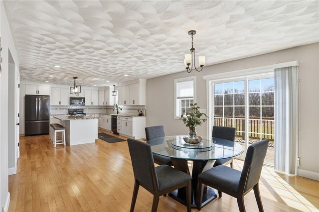 1268 Central Avenue, Johnston, RI 02919
