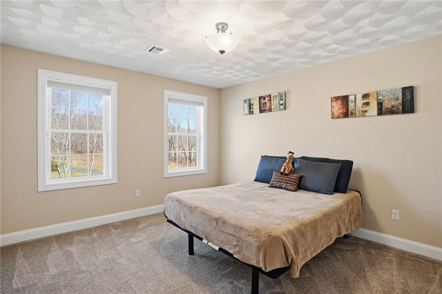 1268 Central Avenue, Johnston, RI 02919