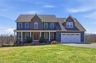 1268 Central Avenue, Johnston, RI 02919