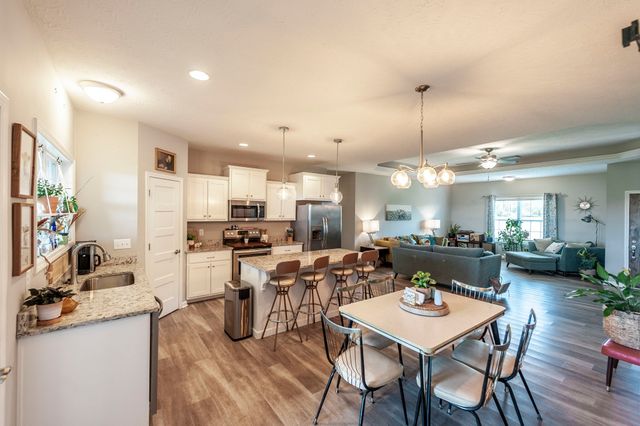243 Hollow Tree Cir, Castalian Springs, TN 37031