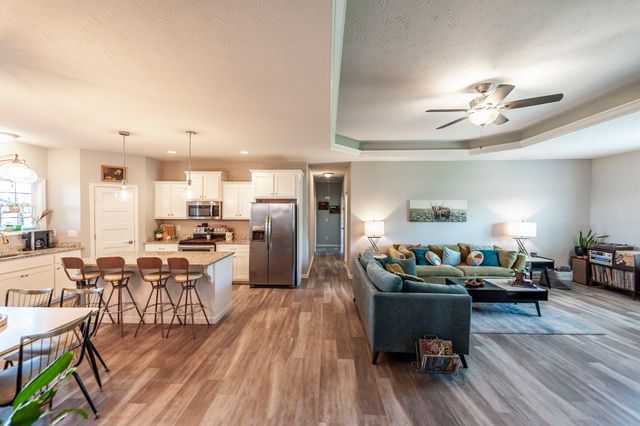 243 Hollow Tree Cir, Castalian Springs, TN 37031