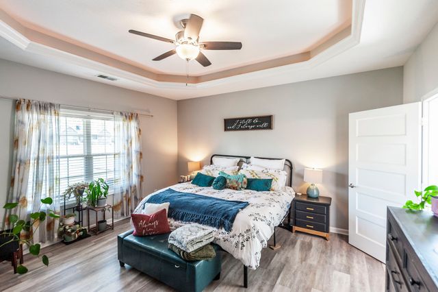 243 Hollow Tree Cir, Castalian Springs, TN 37031