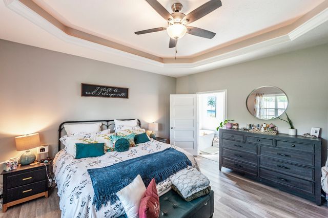 243 Hollow Tree Cir, Castalian Springs, TN 37031