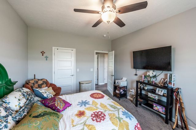243 Hollow Tree Cir, Castalian Springs, TN 37031