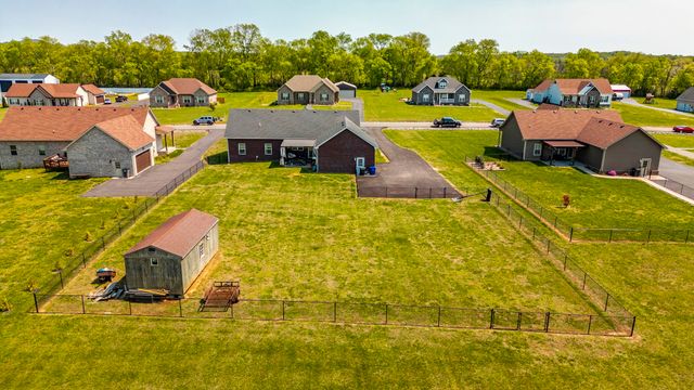 243 Hollow Tree Cir, Castalian Springs, TN 37031