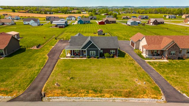 243 Hollow Tree Cir, Castalian Springs, TN 37031