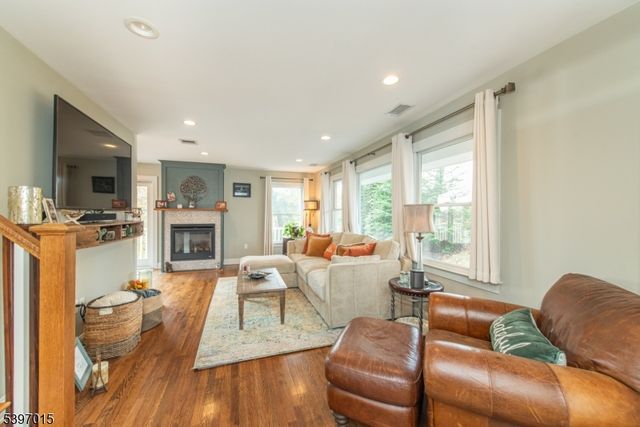 14 Glen View Rd, Montville Twp., NJ 07082