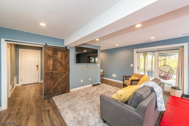 14 Glen View Rd, Montville Twp., NJ 07082