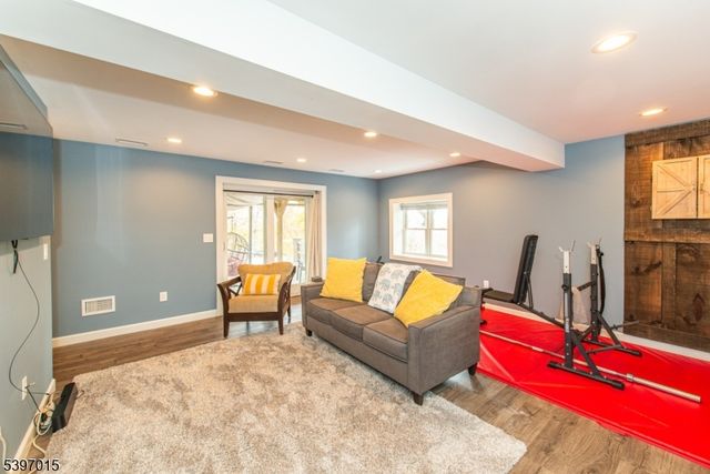 14 Glen View Rd, Montville Twp., NJ 07082