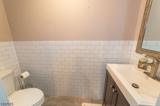 14 Glen View Rd, Montville Twp., NJ 07082