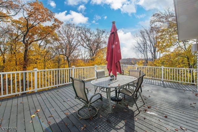 14 Glen View Rd, Montville Twp., NJ 07082