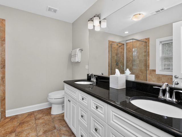 1205 Charleston Court, Westmont, IL 60559