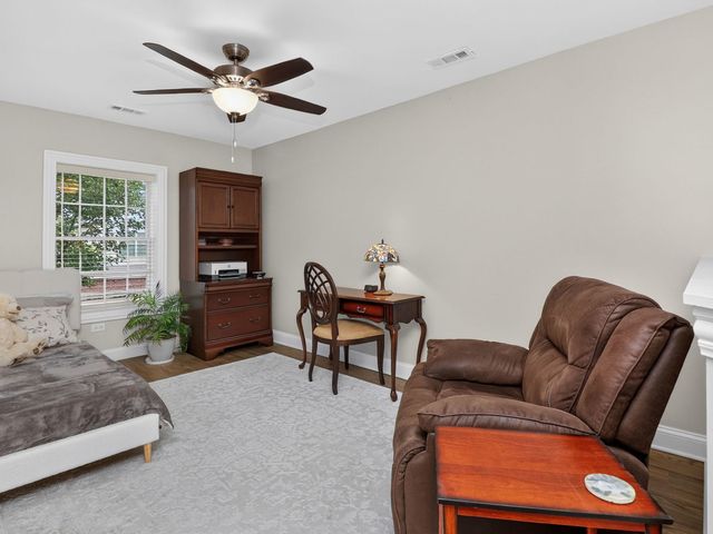 1205 Charleston Court, Westmont, IL 60559