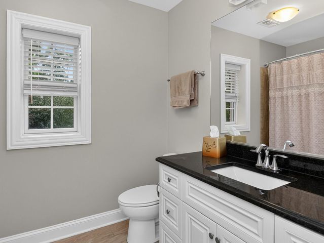 1205 Charleston Court, Westmont, IL 60559