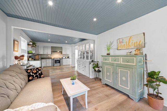 W3608 Glenmore AVENUE, Lake Geneva, WI 53147