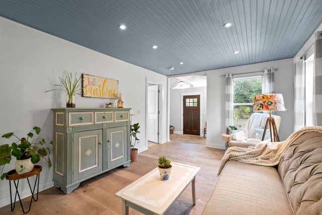 W3608 Glenmore AVENUE, Lake Geneva, WI 53147