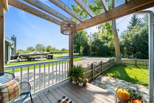 W3608 Glenmore AVENUE, Lake Geneva, WI 53147