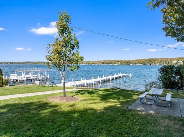 W3608 Glenmore AVENUE, Lake Geneva, WI 53147