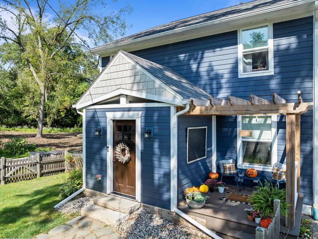 W3608 Glenmore AVENUE, Lake Geneva, WI 53147